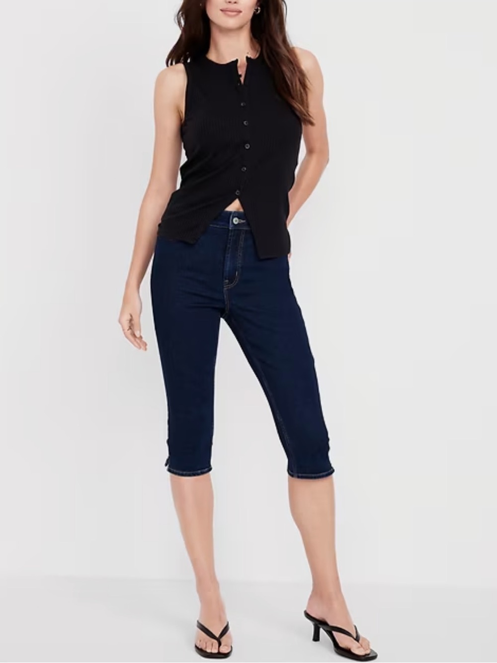 💙Old Navy // High Rise Capri💙 - Picture 5 of 6